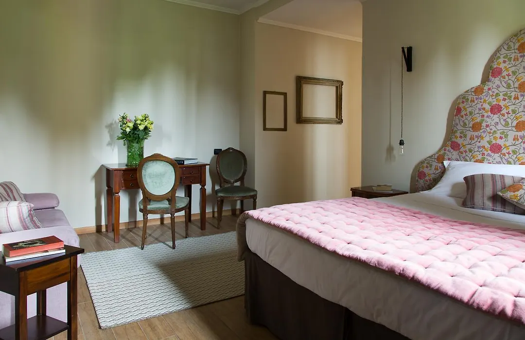 Brusco Rooms-1