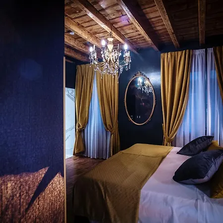 Vitrum - Como Luxury Suites-2