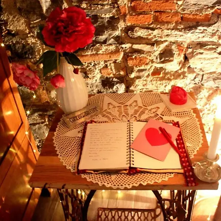 Le Dame Della Cortesella B&B-2